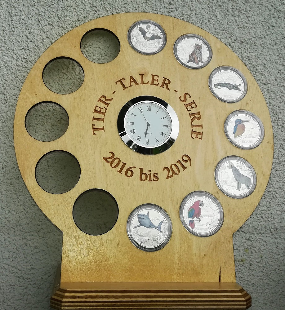 Tiertaler Aufsteller mit runder Uhr - Edelmetalle Koitz GnbR